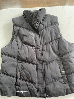 ZeroXposur Women's Black Quilted Puffer Vest with High Collar